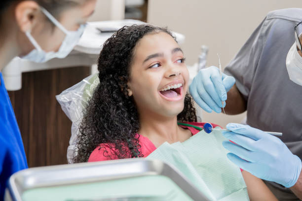 Best Emergency Denture Repair in Spurgeon, TN